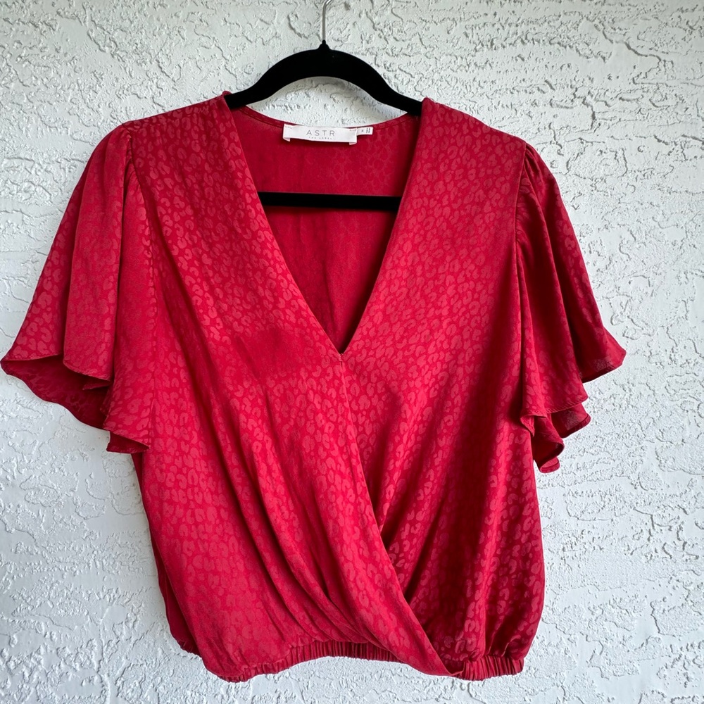 ASTR V-neck Crop Top Red Size Medium Nordstrom